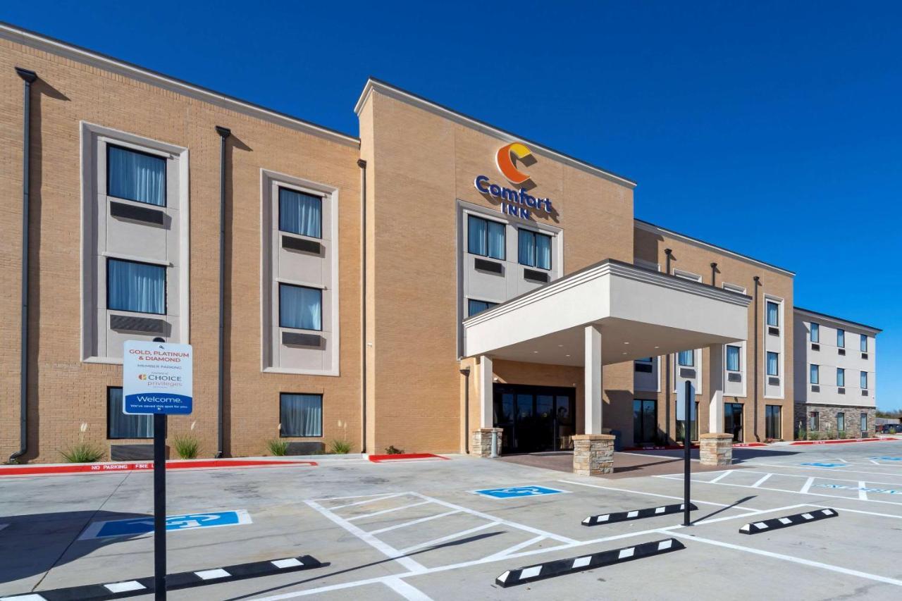 Comfort Inn & Suites Harrah Choctaw Екстериор снимка